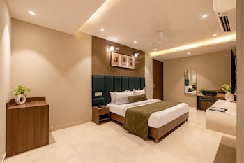 saltstayz premier paschim vihar