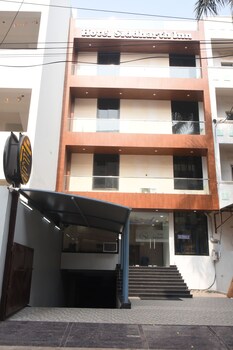 hotel siddharth inn raipur junction