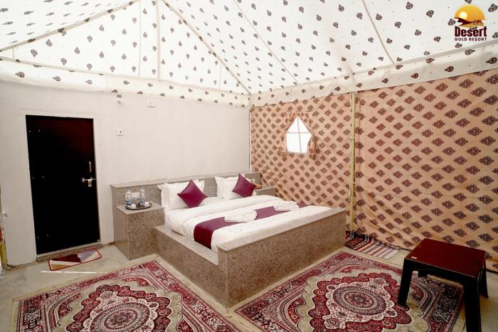 desert gold resort