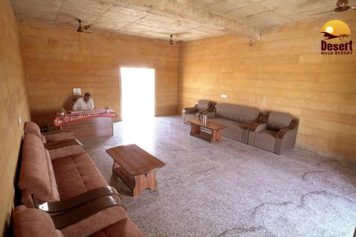 desert gold resort