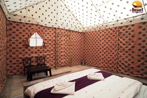 desert gold resort