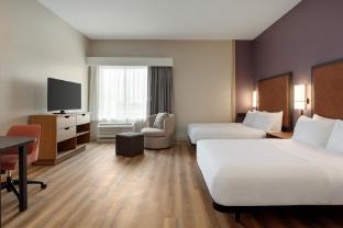 livsmart studios by hilton kokomo