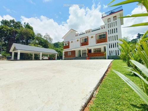 Elenji Merrywoods Resort,,4 star