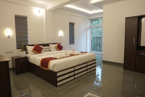 elenji merrywoods resort