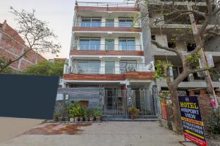 mauryan signature hotel with airport view