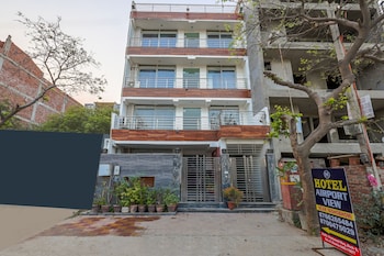 mauryan signature hotel with airport view