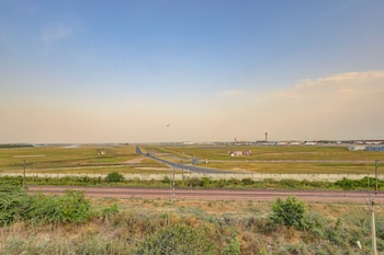mauryan signature hotel with airport view