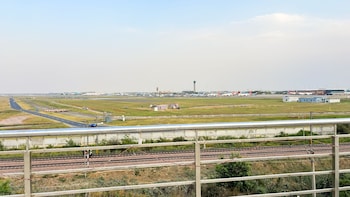 mauryan signature hotel with airport view