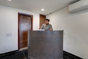 mauryan signature hotel with airport view