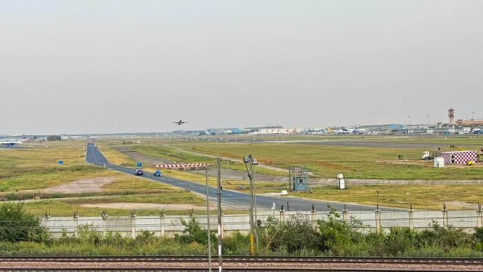 mauryan signature hotel with airport view