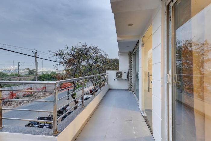 mauryan signature hotel with airport view