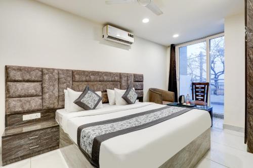 Mauryan Signature Hotel With Airport View,,3 star