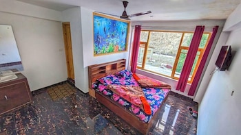 snow inn kargil