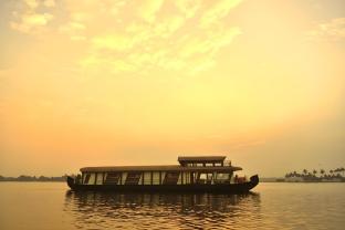 double decker boathouse