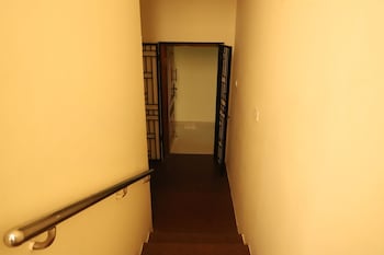 shree service apartment