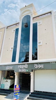 hotel laxmi palace and restaurants