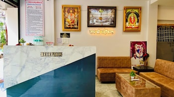 hotel laxmi palace and restaurants
