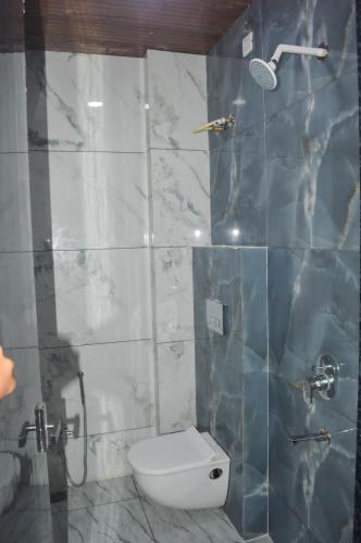 Hotel Laxmi Palace And Restaurants,,2 star