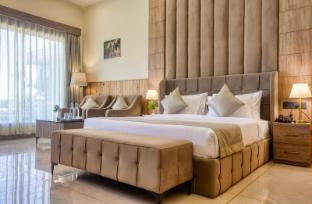 corbett elegant retreat