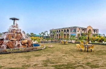 corbett elegant retreat