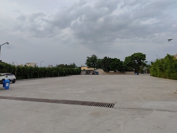 corbett elegant retreat