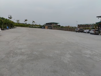 corbett elegant retreat