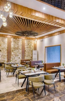 corbett elegant retreat