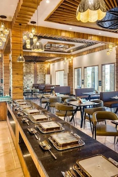 corbett elegant retreat