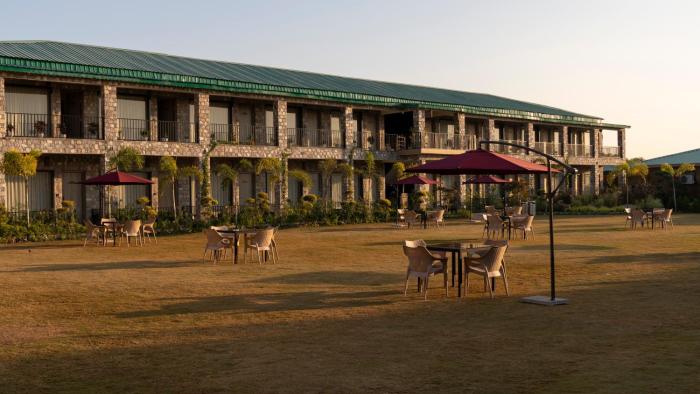 corbett elegant retreat