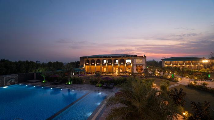 corbett elegant retreat