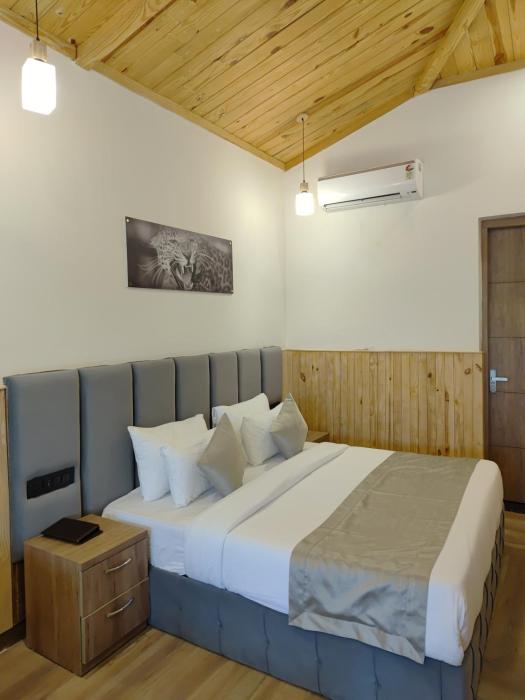 corbett elegant retreat