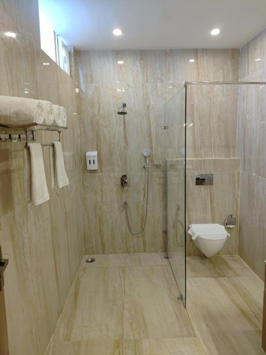 corbett elegant retreat