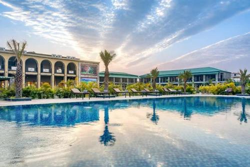 corbett elegant retreat