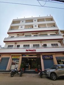 uday paramount inn