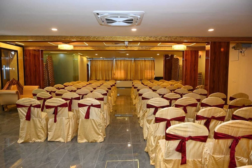 sharans inn sutes and banquets