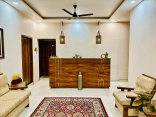 hotel gaur heritage inn