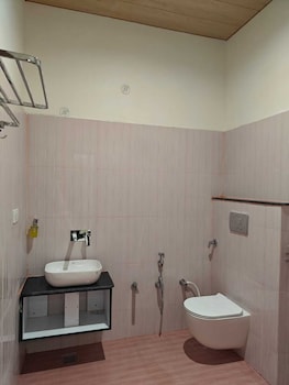 the shyama grand regency ayodhya