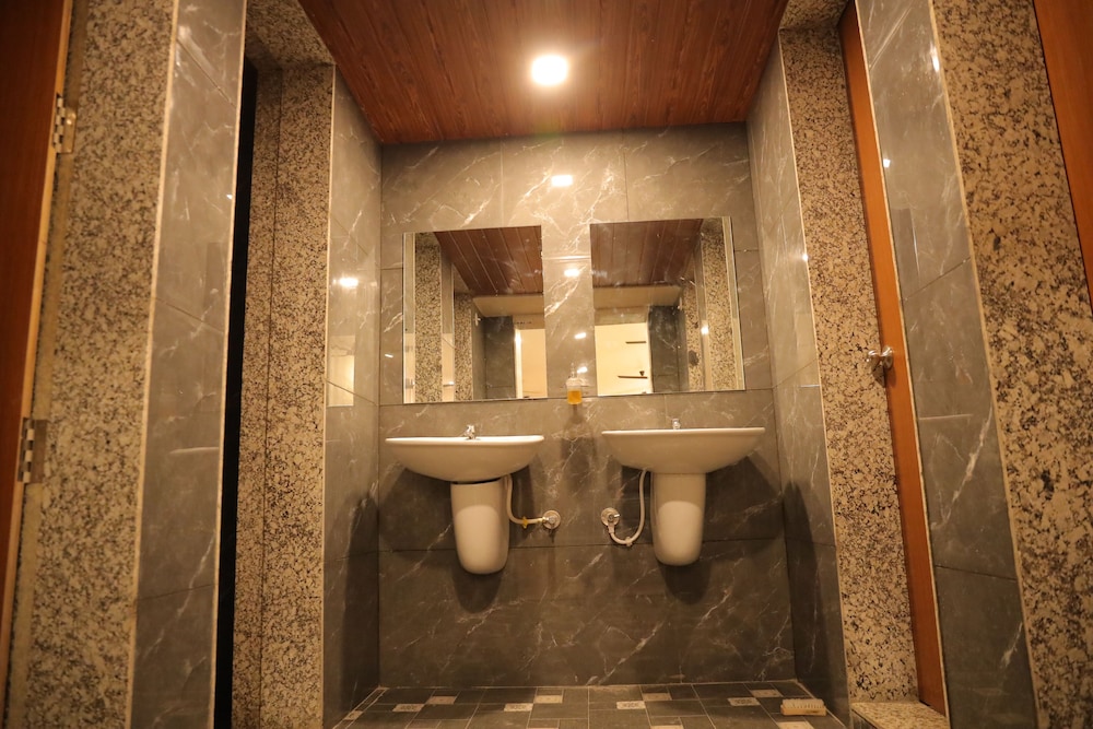 vintage hills resort