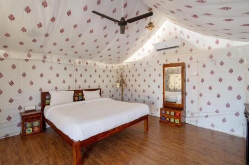 Vintage Hills Resort,,2 star