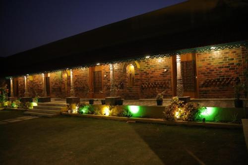 vintage hills resort