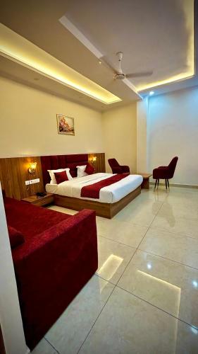 The Castle View,,3 star