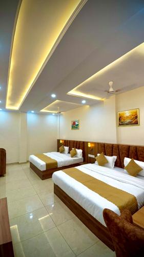 The Castle View,,3 star