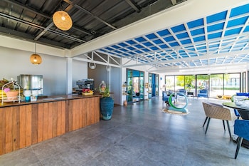 Bj&Radisson Seaview Hotel,,5 star