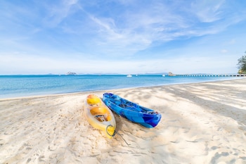 bjandradisson seaview hotel