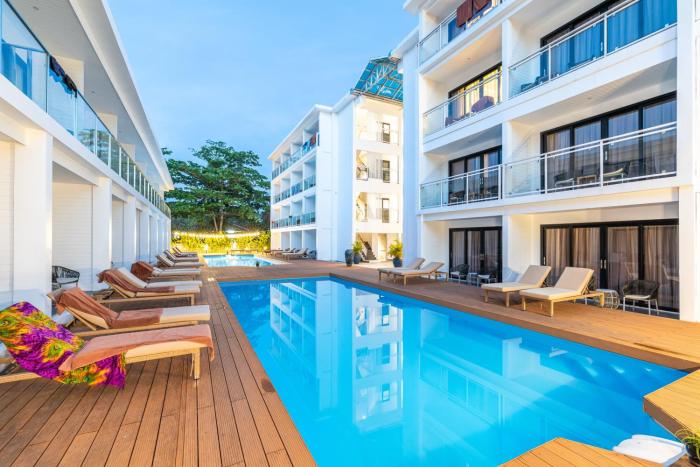 bjandradisson seaview hotel