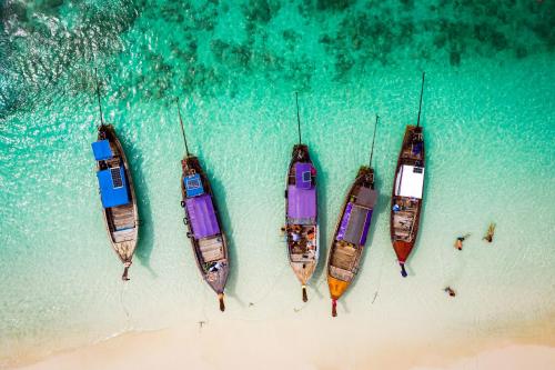 bjandradisson seaview hotel