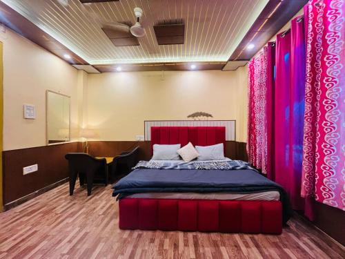 Wood Packers,,3 star