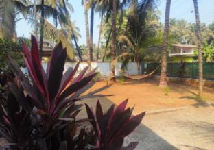 tavsalkar villa alibag