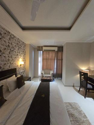 hotel supreme suites ludhiana