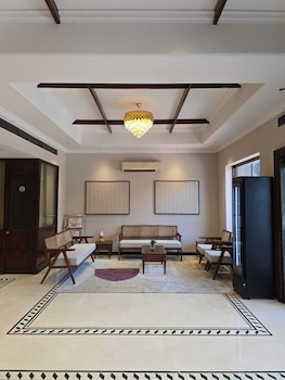 hotel supreme suites ludhiana